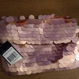 BCBGMAXAZRIA Sequin Clutch Softshell